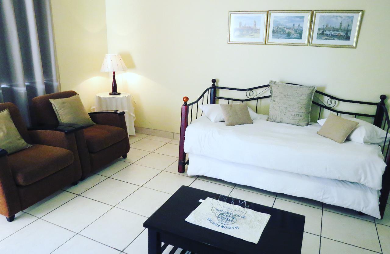 Smithland Guest Apartments Cape Town Bellville Exterior foto