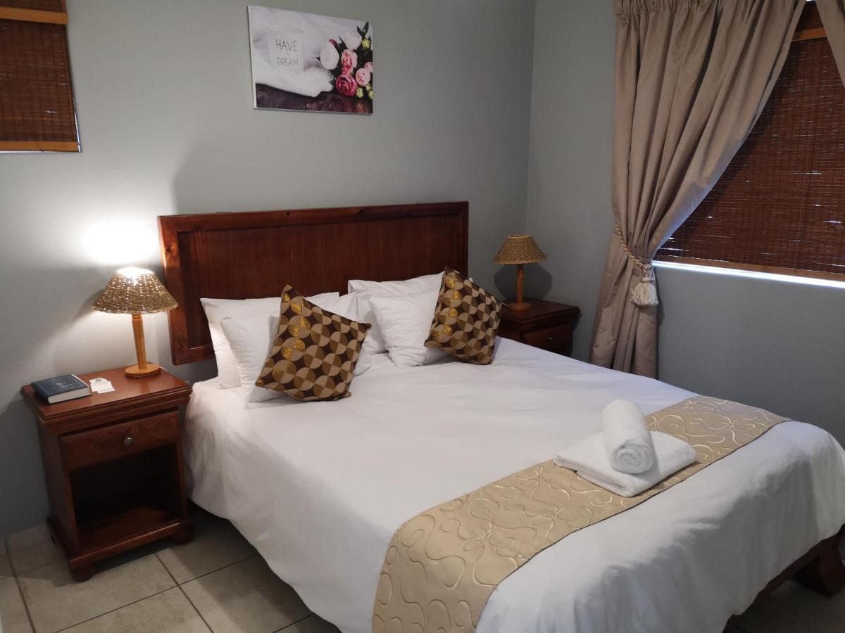 Smithland Guest Apartments Cape Town Bellville Exterior foto